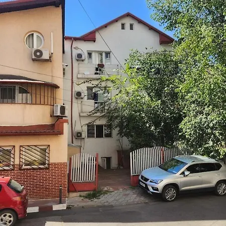 Zen Relax - Polona - Calea Victoriei - Metro Station *