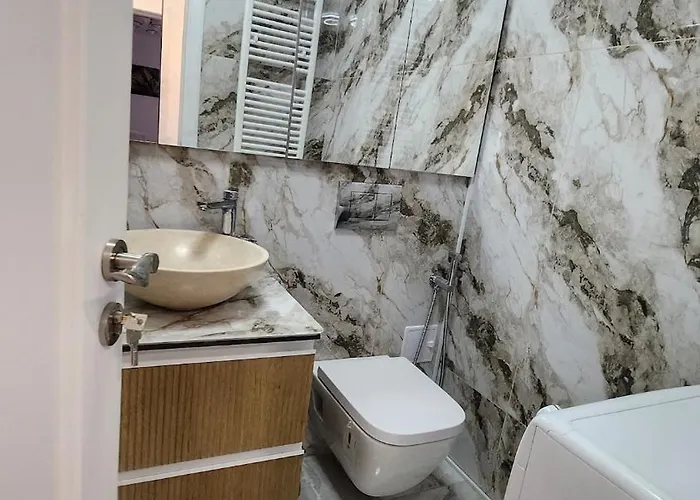 Zen Relax - Polona - Calea Victoriei - Metro Station * Bucureşti