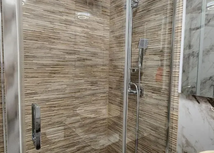 Zen Relax - Polona - Calea Victoriei - Metro Station *