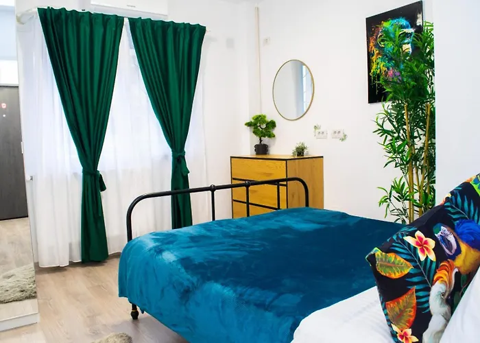 Zen Relax - Polona - Calea Victoriei - Metro Station *