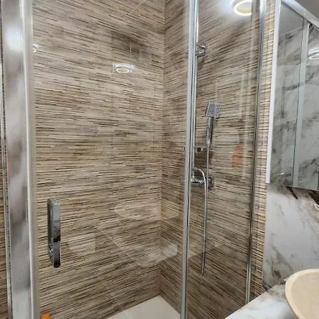 Zen Relax - Polona - Calea Victoriei - Metro Station *